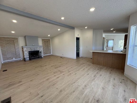 5th image of 3150 Stone Ave