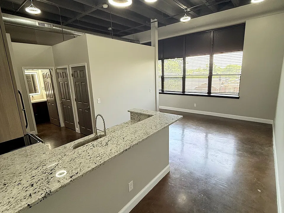 5320 Brannon Ave #3C