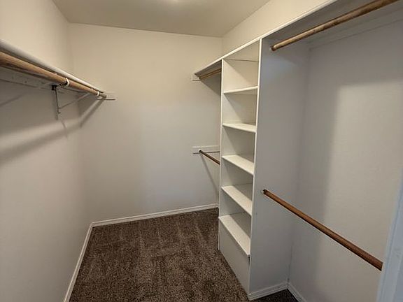 4th image of 553 S Workland Ln #102