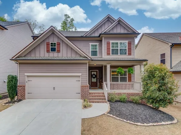 5036 Maplecliff Dr, Sugar Hill, GA 30518
