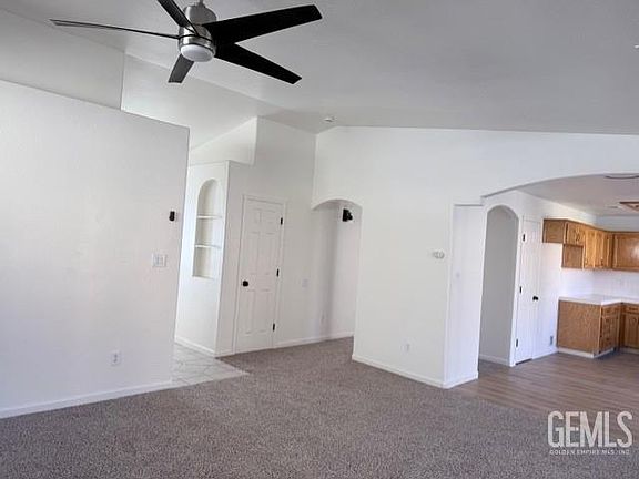 5th image of 328 Deep Creek Dr
