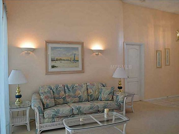 5th image of 8865 Havenridge Dr