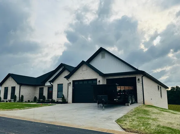 33 Sunrise Path, Somerset, KY 42503