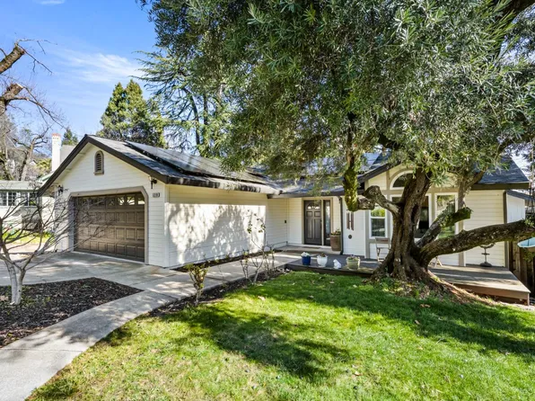 1210 Grove Ct, Auburn, CA 95603