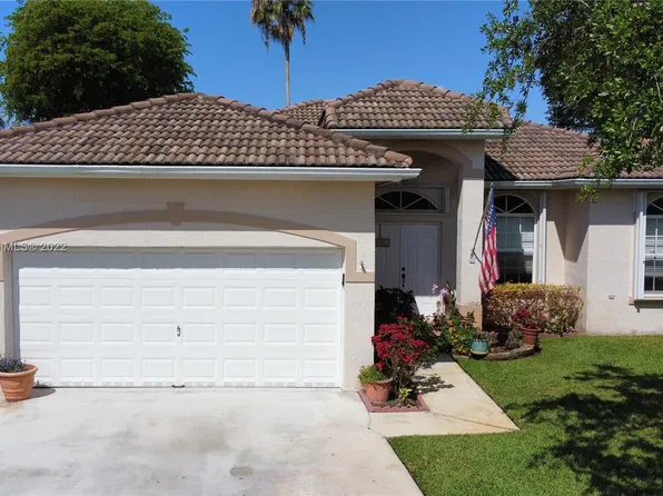 750 SE 28th Ln, Homestead, FL 33033