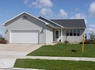 650 Lemongrass Way, Kaukauna, WI 54130