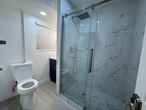 3rd image of 1631 W Randall Way #B