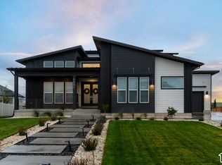 1891 W Flatrock Cir, Farmington, UT 84025