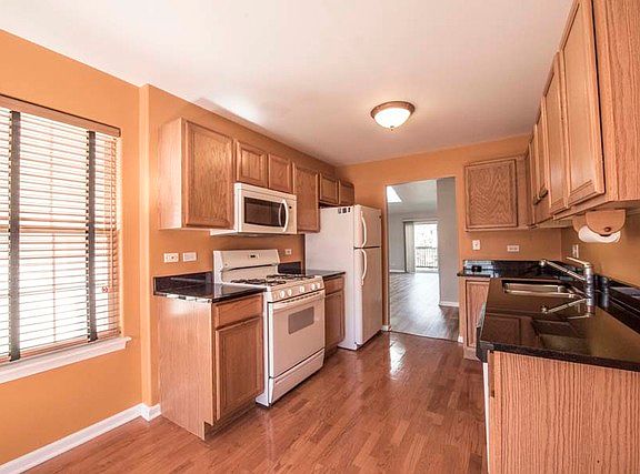 5th image of 3057 Tangley Oaks Trl