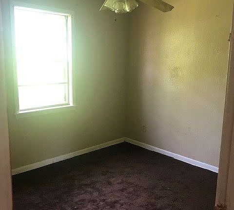 3rd image of 7143 Suntan St