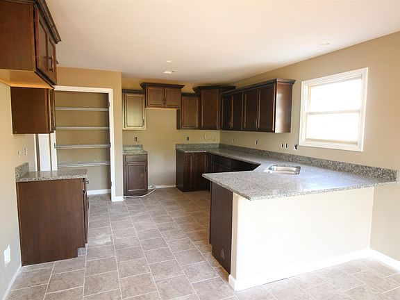 4th image of 147 W Creek Farms Lot 147