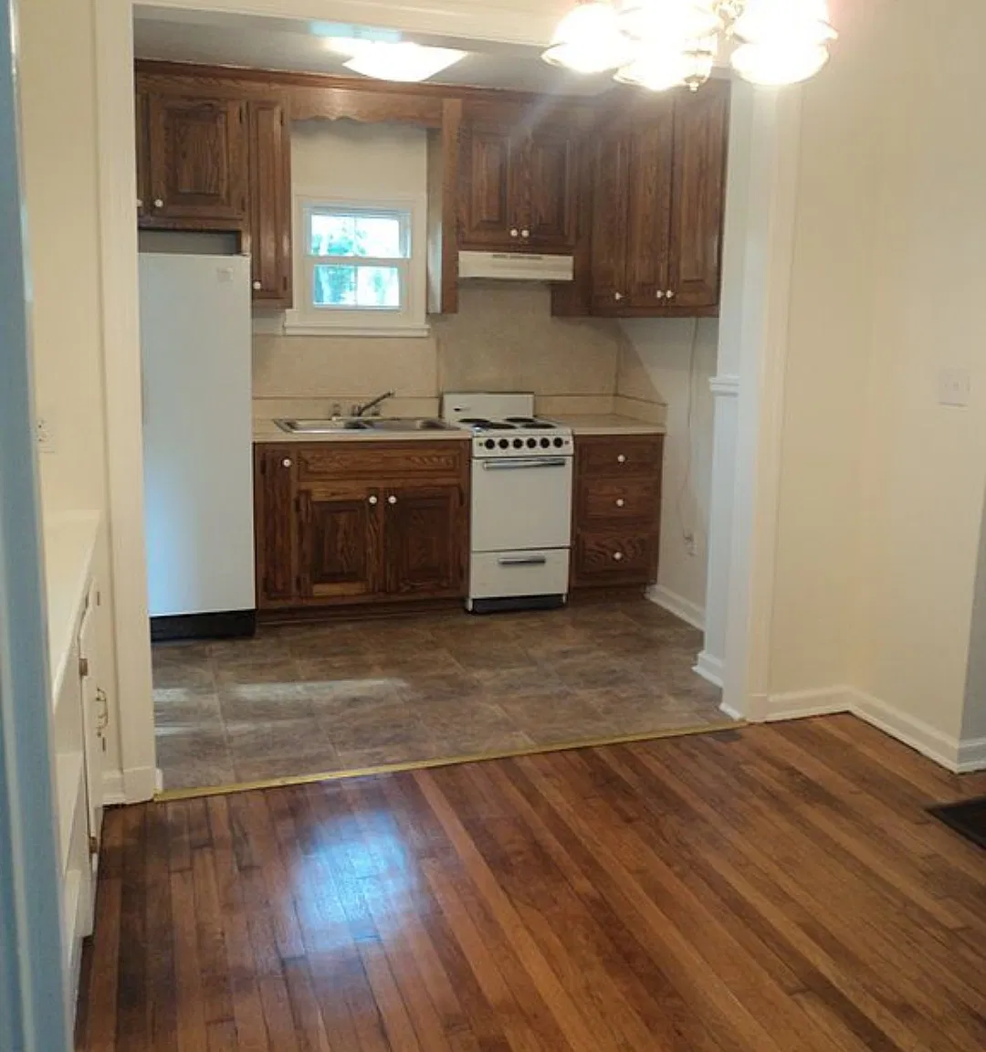 2 bed, 850 sqft, $1,500 — Photo 3