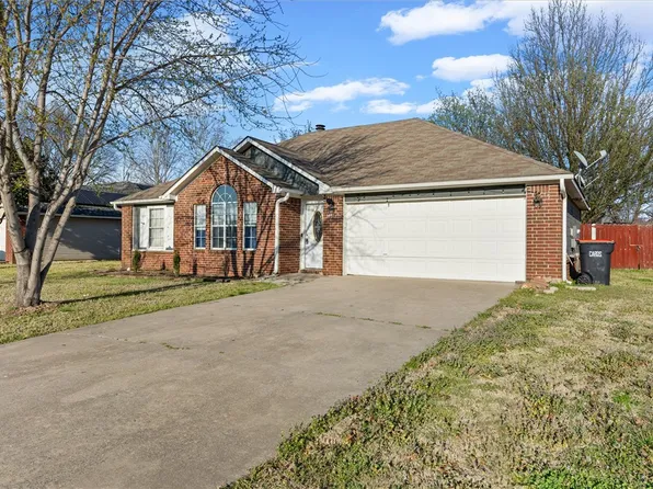 3461 Remington St, Springdale, AR 72764