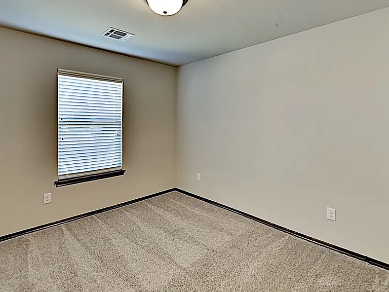 12728 NW 137th St — Photo 15