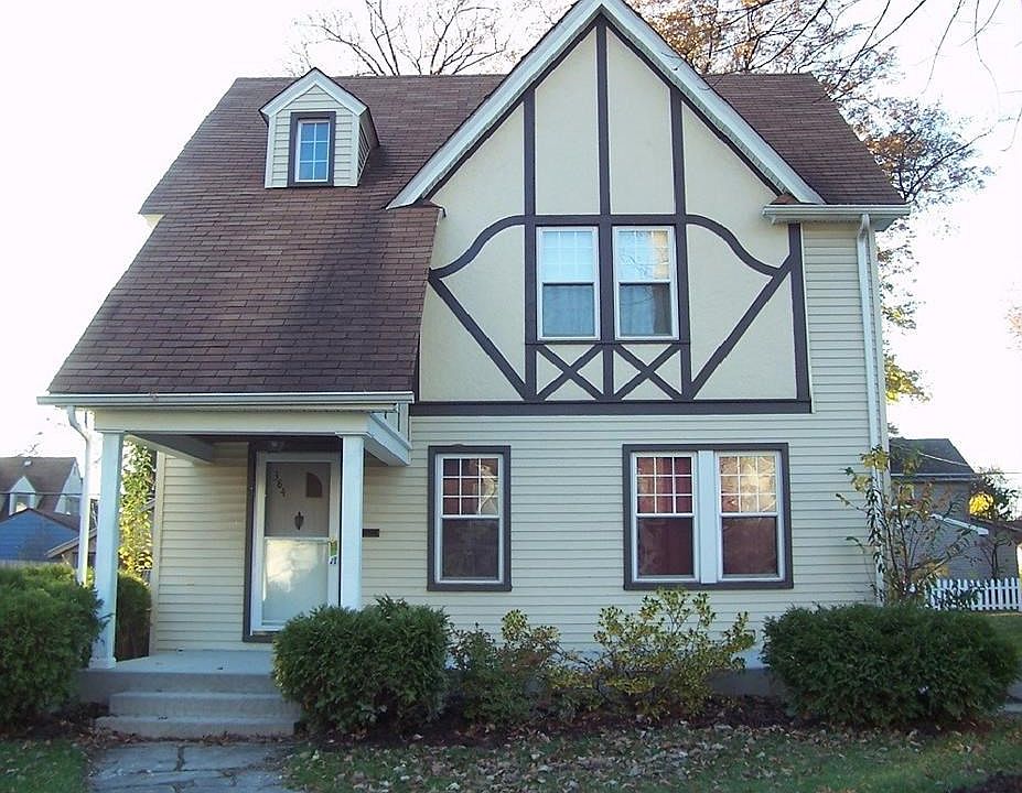 1st image of 384 Kenmore Ave SE