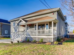 326 W Lake St, Barrington, IL 60010