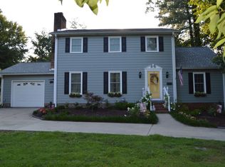 1437 Henri St, Mount Airy, NC 27030