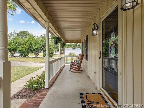 3rd image of 2204 Dunbar Dr