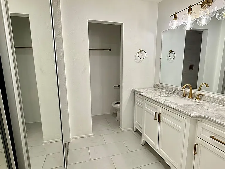 4900 Overland Ave #178 — Photo 7