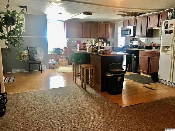 3rd image of 5228 Willer Dr S