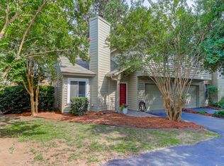 8 Maplecrest Dr, Charleston, SC 29412