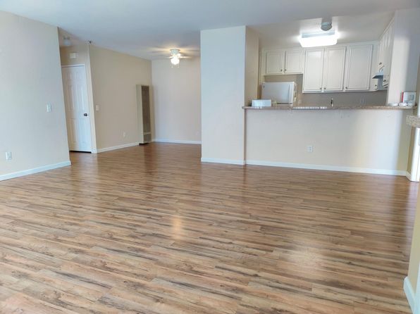 2005 Burton St APT 36