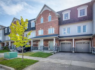 1719 Carousel Dr, Pickering, ON L1X0C1