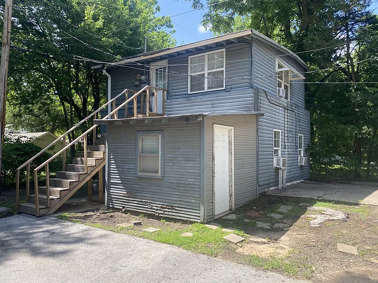 474 Elm Ave #4 — Photo 9