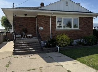 51 Martin St N, Thorold, ON L2V 3X3