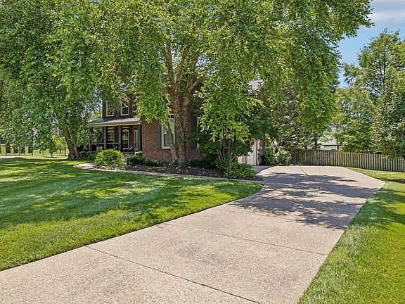 3rd image of 2207 Husker Ct