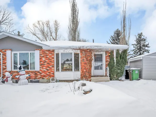 34 Walden Cres, Saint Albert, AB T8N 3V2