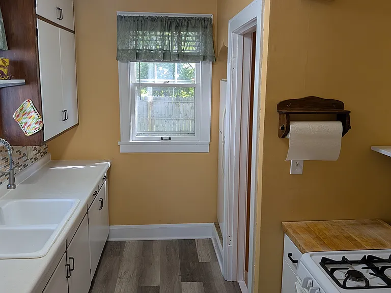 305 Pierce Ave — Photo 8