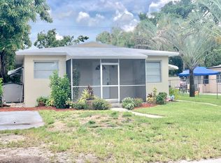 2216 Wilson St, Hollywood, FL 33020