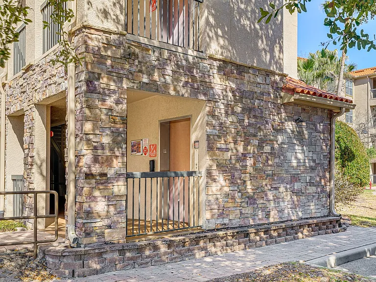 1361 Tuscan Ter #7105 — Photo 38