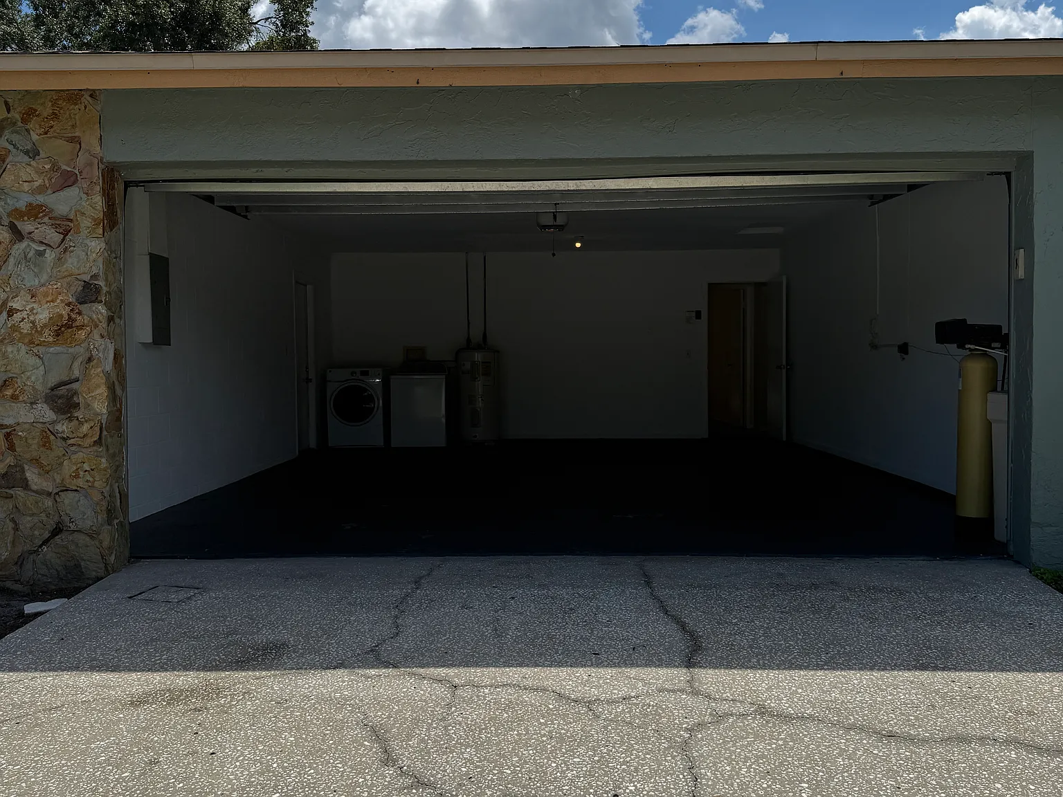 4 bed, 1836 sqft, $2,900 — Photo 4
