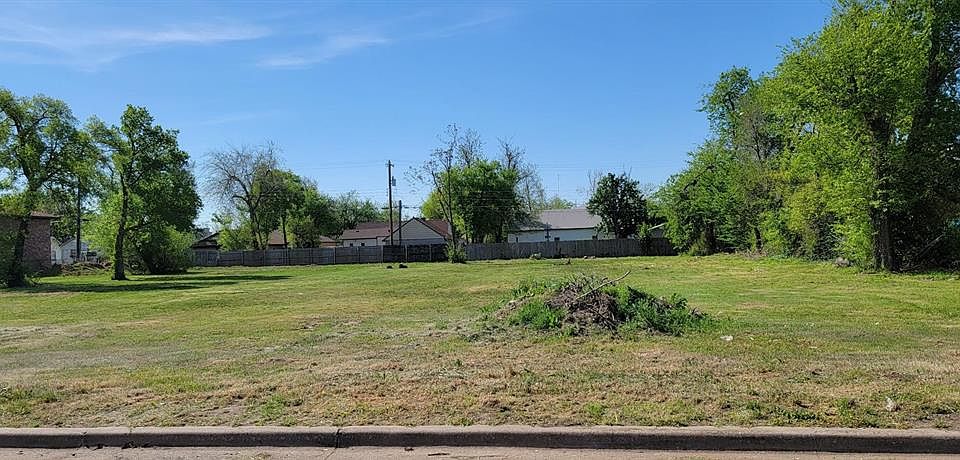 1st image of NW 41st St Lot 15 & 16
