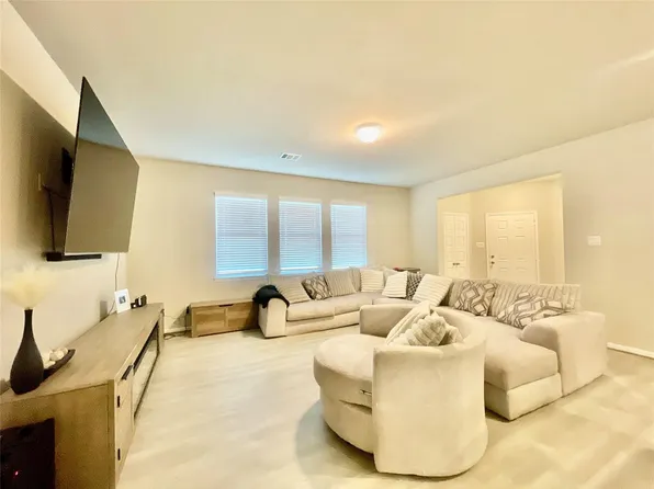 10406 Milford Woods Ln, Tomball, TX 77375