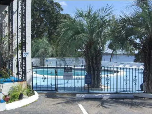 105 Allen Ave APT 56, Panama City, FL 32401