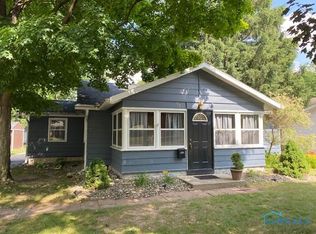 321 Newdale Dr, Bryan, OH 43506