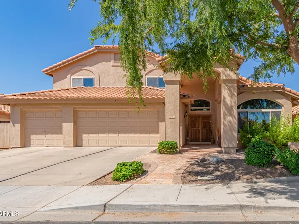 526 E STONEBRIDGE Drive, Gilbert, AZ 85234