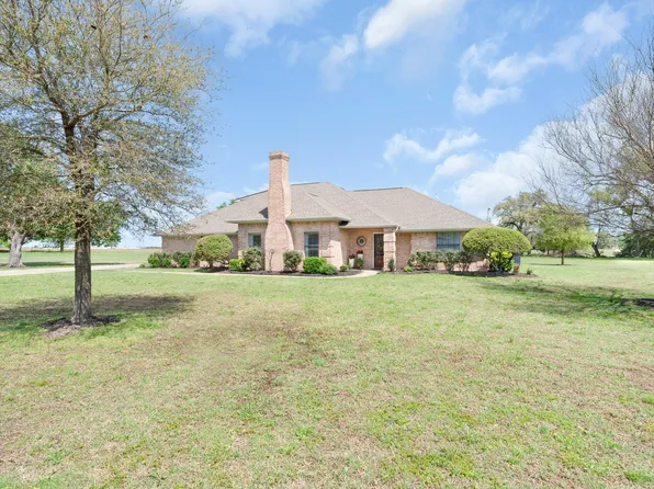 112 Briarwood St, Sulphur Springs, TX 75482