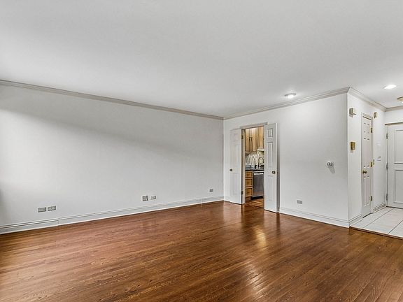 4th image of 777 Hinman Ave APT 35