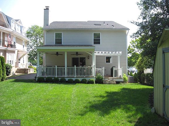 2nd image of 2320 Saint Denis Ln
