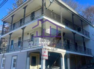 24 Greenwood St APT 1, Gardner, MA 01440