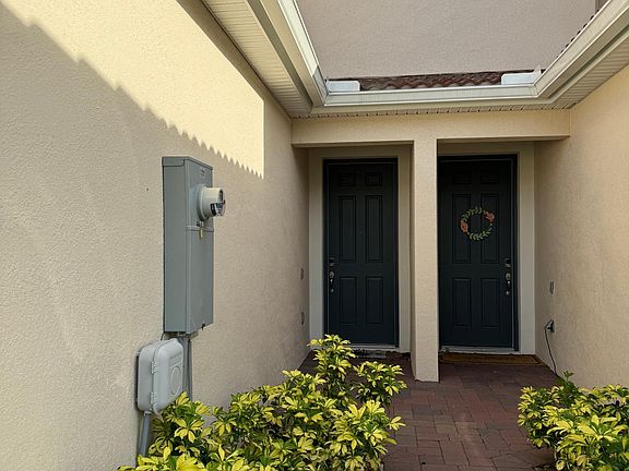 2nd image of 1800 Noel Pl Unit 106