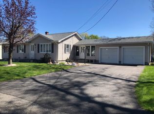110 W Akard St, Ludlow, MA 01056