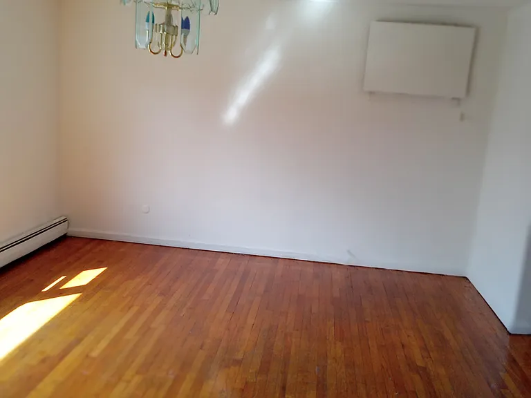 184 Smith St #1F — Photo 5