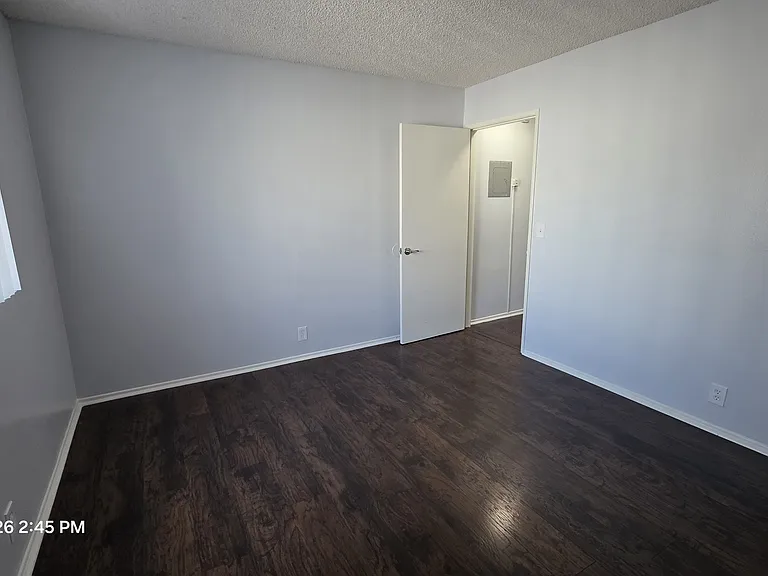 2649 Marengo St #3 — Photo 8