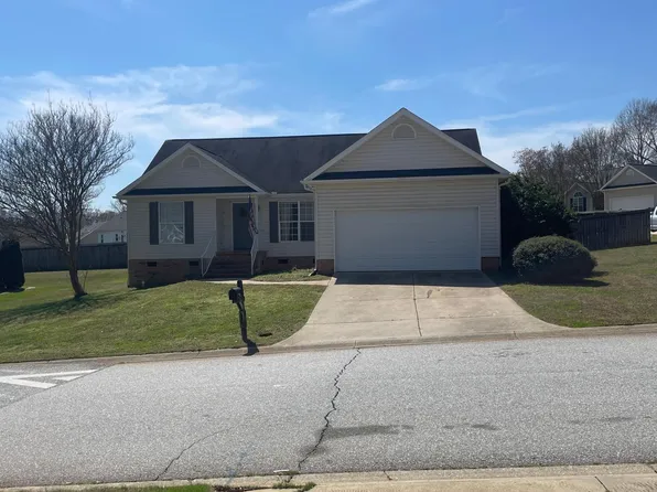 500 Lake Lennox Dr, Simpsonville, SC 29681
