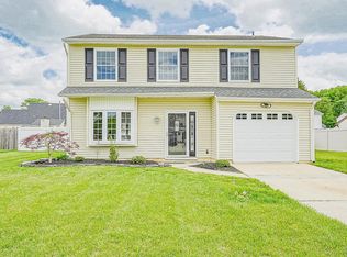 18 Edinburgh Rd, Blackwood, NJ 08012